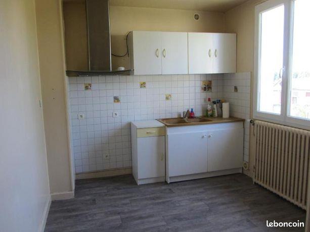 Maison à louer, 68m², Ussel