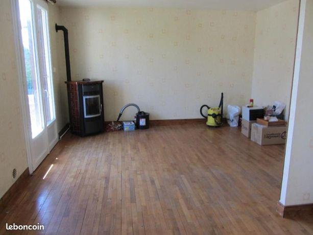 Maison à louer, 68m², Ussel