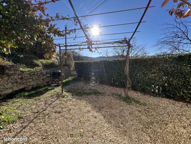Maison à louer, 74m², Apt