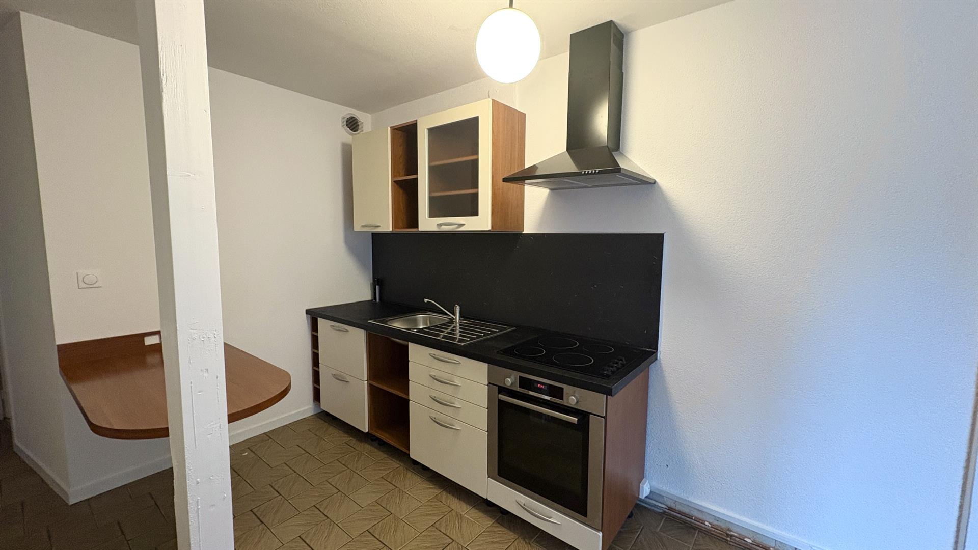 Appartement à louer, 76m², Thise