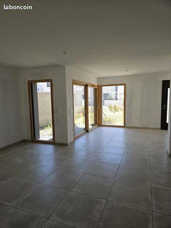 Maison à louer, 114m², Saint-Bonnet-les-Oules
