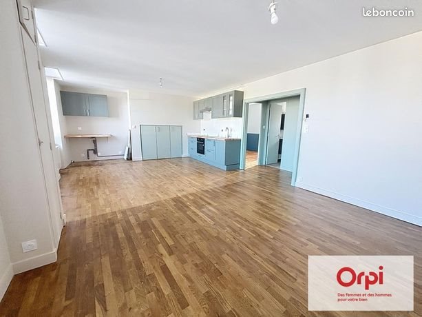 Appartement à louer, 47m², Larche