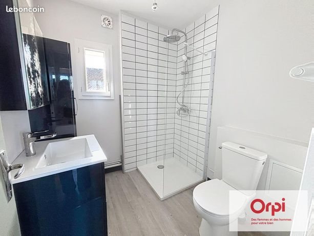 Appartement à louer, 47m², Larche