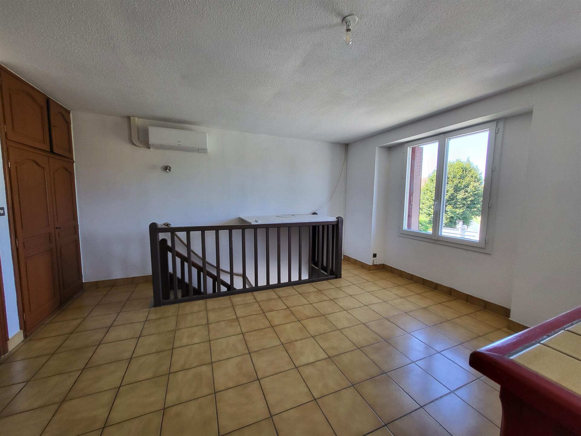 Appartement à louer, 41m², Salignac-Eyvigues