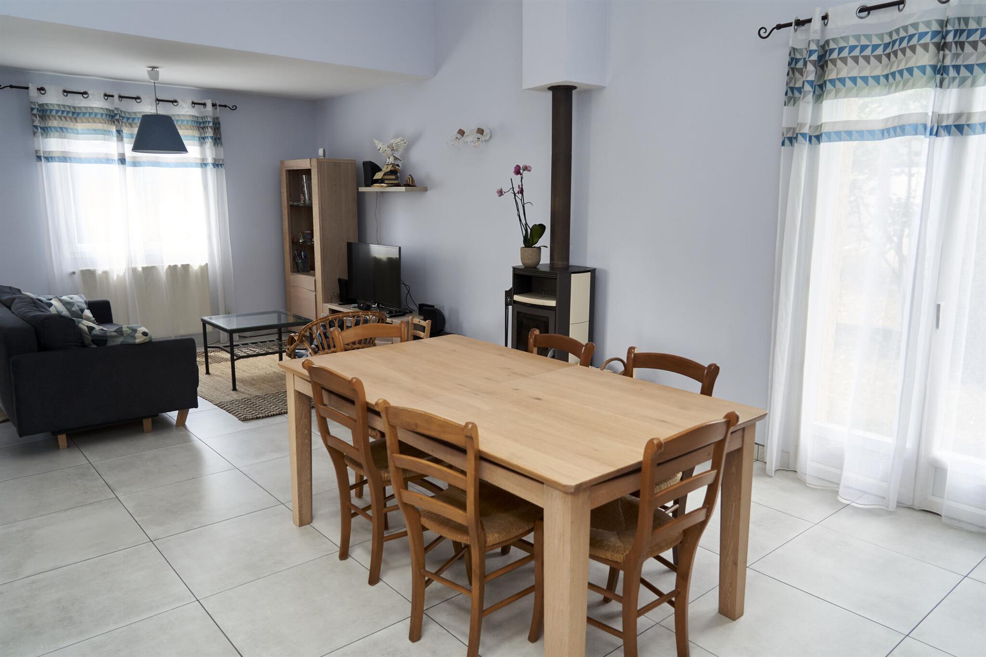 Maison à louer, 117m², Mions