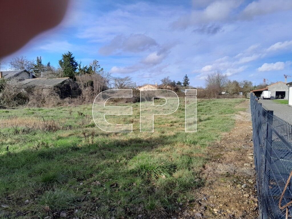 Maison à vendre, 1000m², Mirebeau