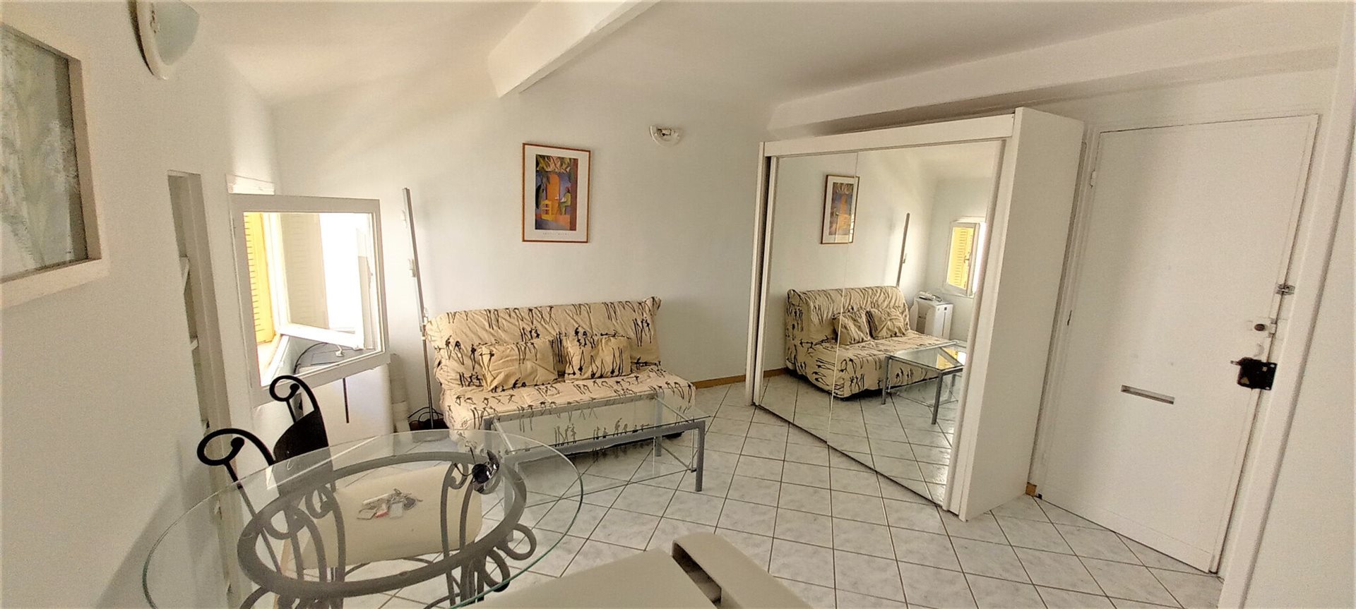 Appartement à louer, 23m², Menton