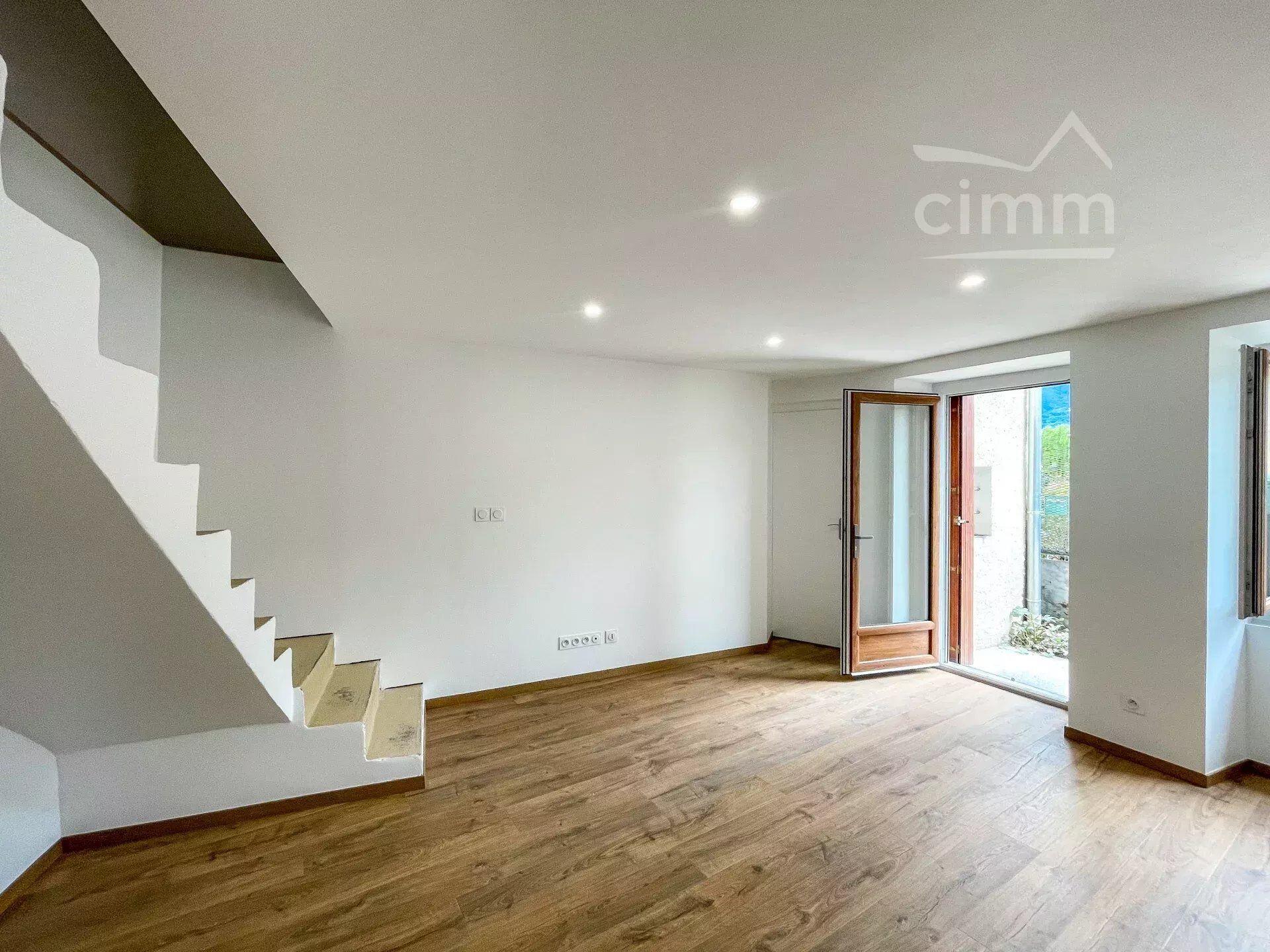 Maison à louer, 84m², La Buissière
