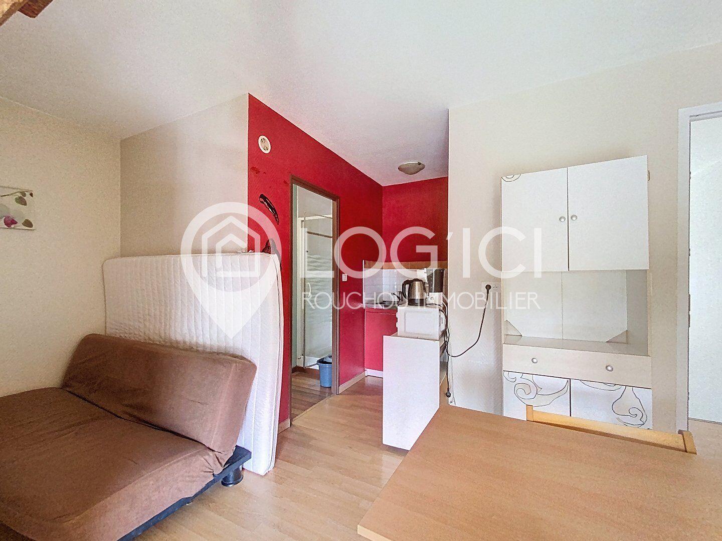 Appartement à louer, 20m², Soumoulou