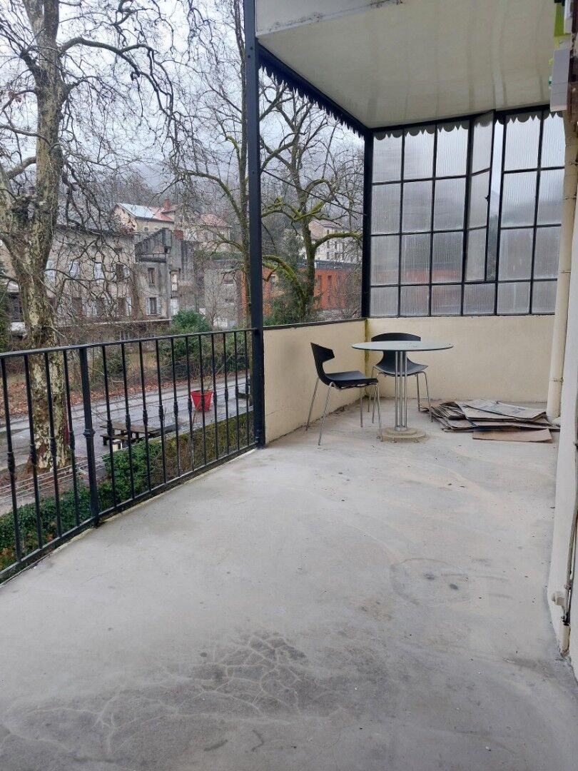 Appartement à louer, 79m², Tenay