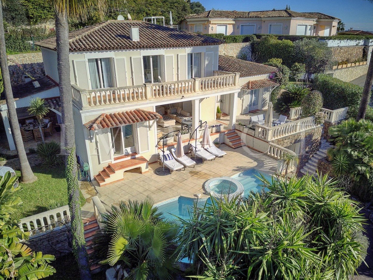 Maison à louer, 280m², Vallauris