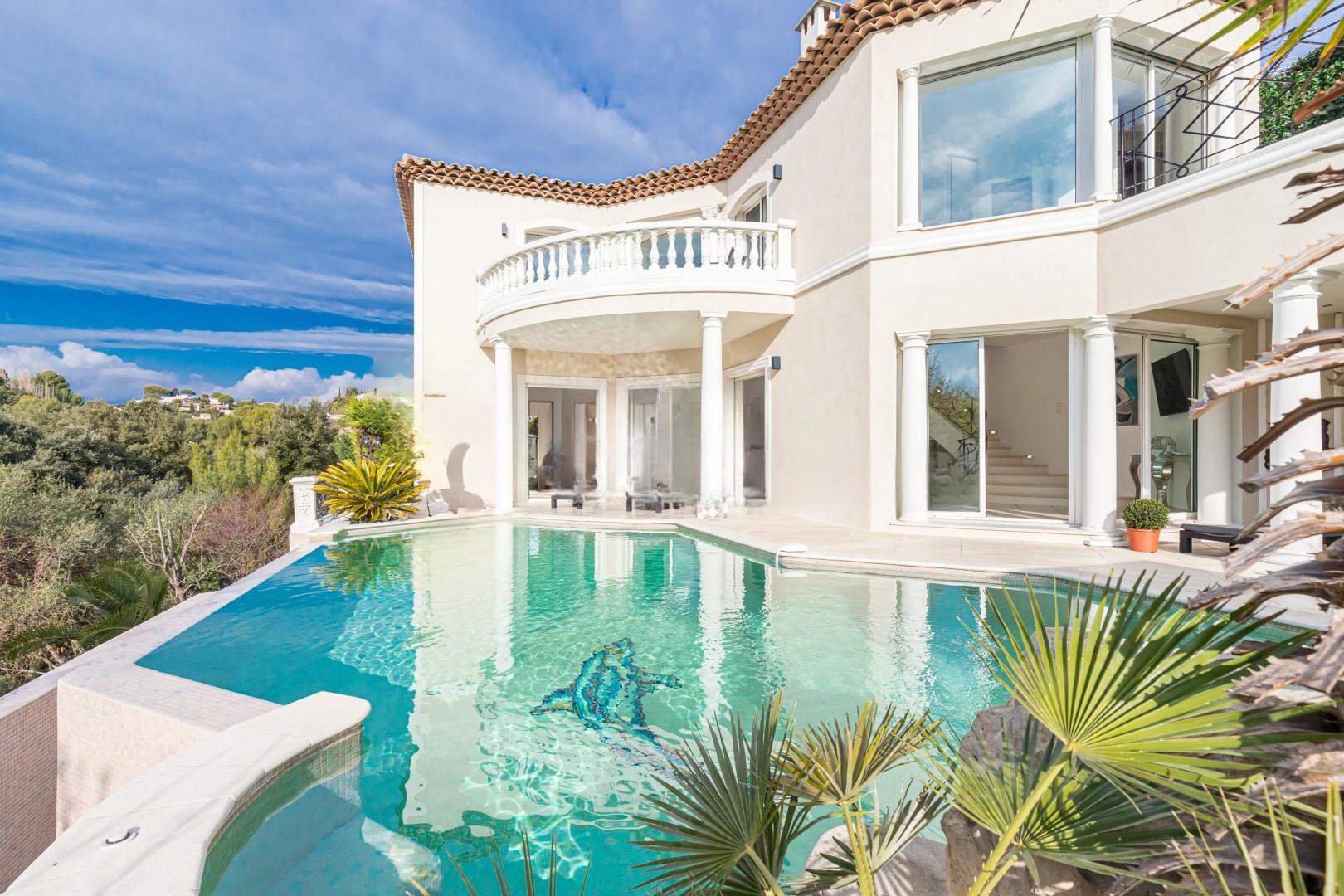 Maison à louer, 200m², Saint-Laurent-du-Var