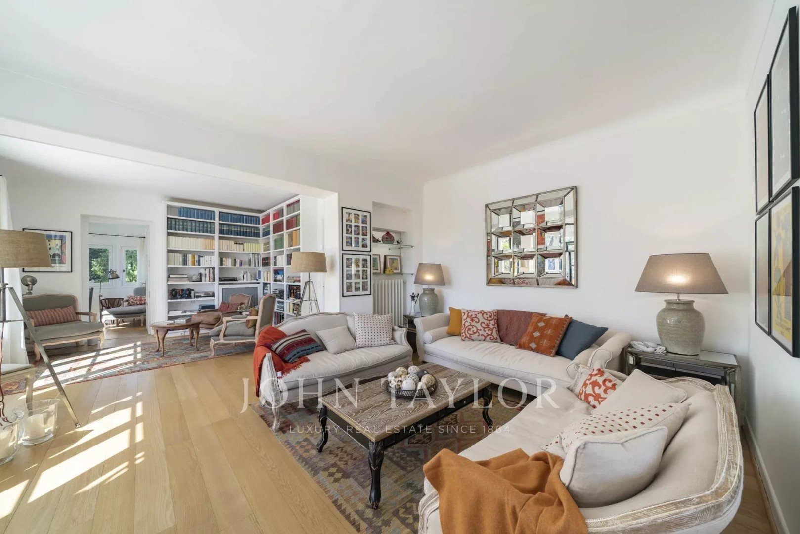 Maison à louer, 320m², Vence