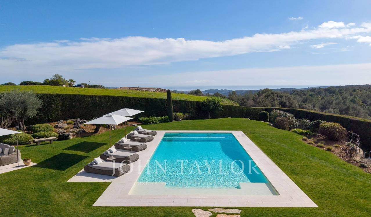 Maison à louer, 407m², Roquefort-les-Pins