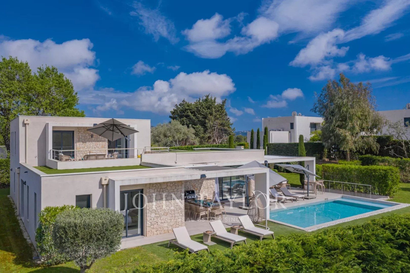Maison à louer, 224m², Mougins