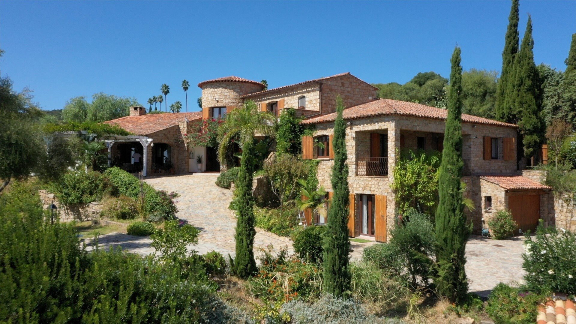 Maison à louer, 550m², Ajaccio