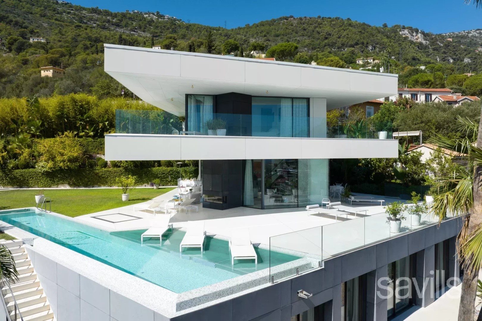 Maison à louer, 460m², Beausoleil