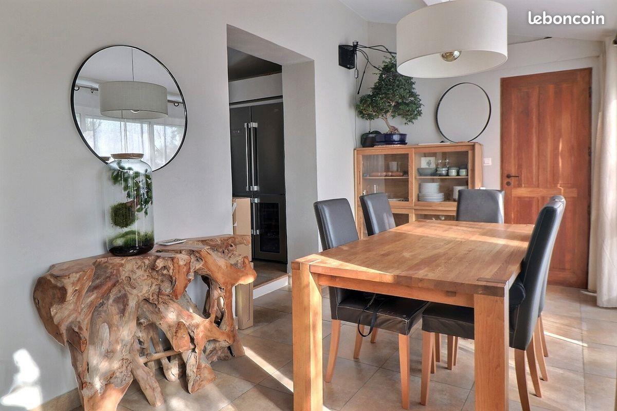 Maison à louer, 158m², Belcodène