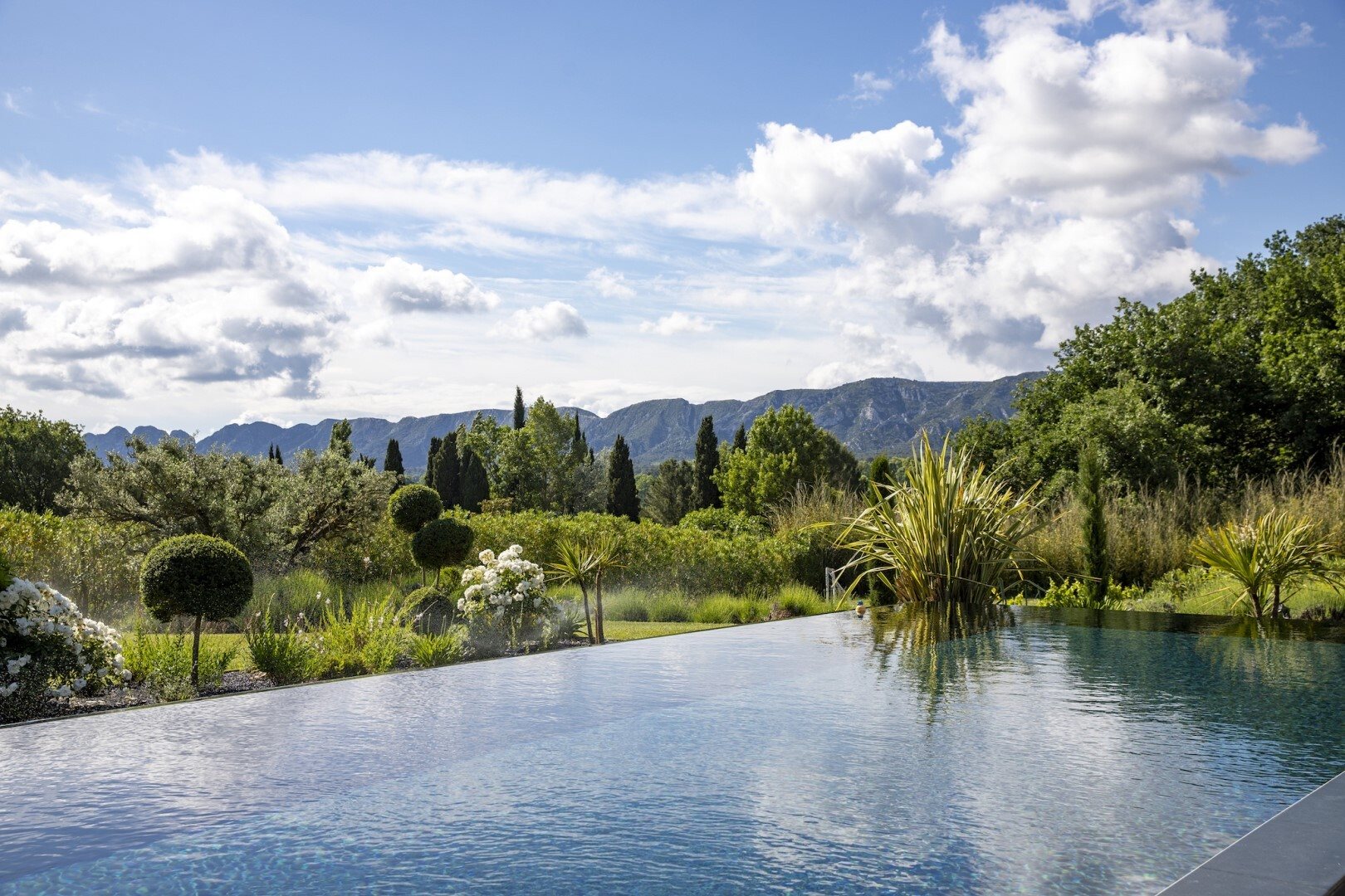 Maison à louer, 400m², Saint-Rémy-de-Provence