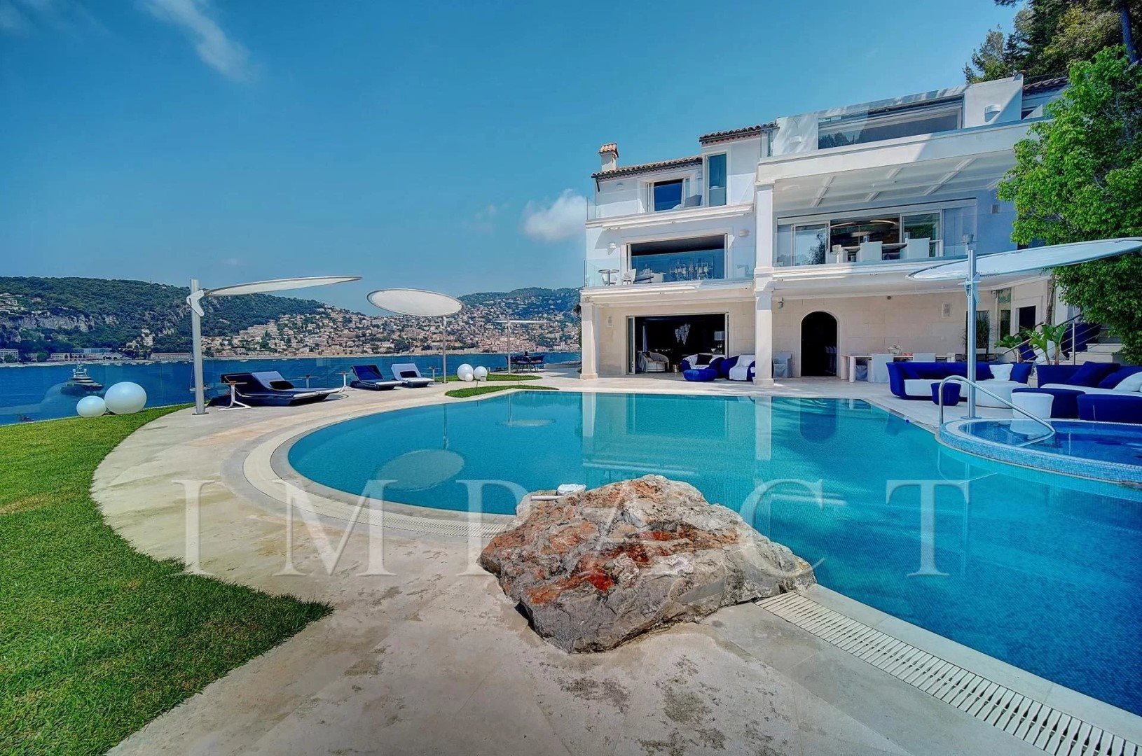 Maison à louer, 470m², Saint-Jean-Cap-Ferrat