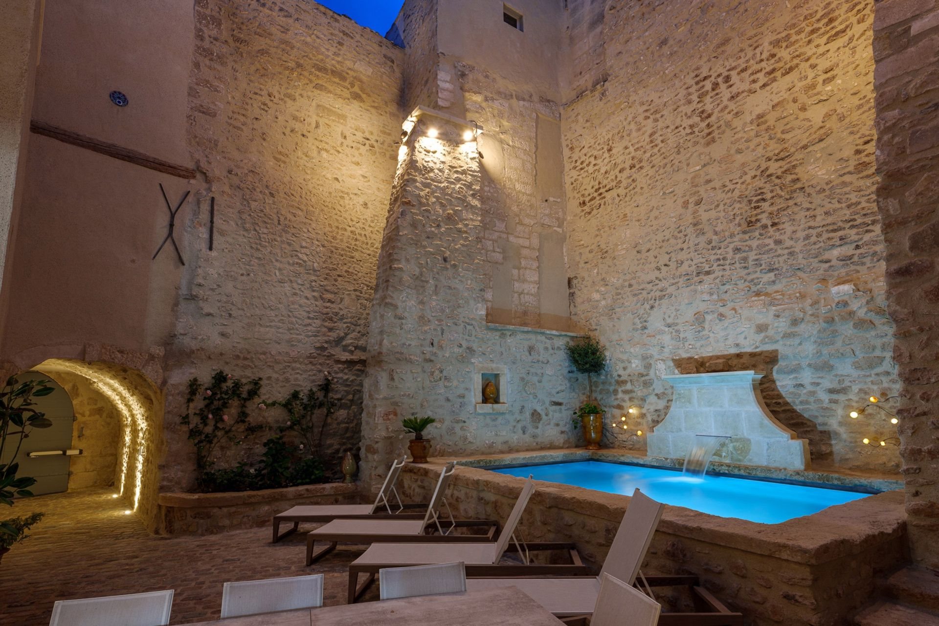 Maison à louer, 343m², Saint-Rémy-de-Provence