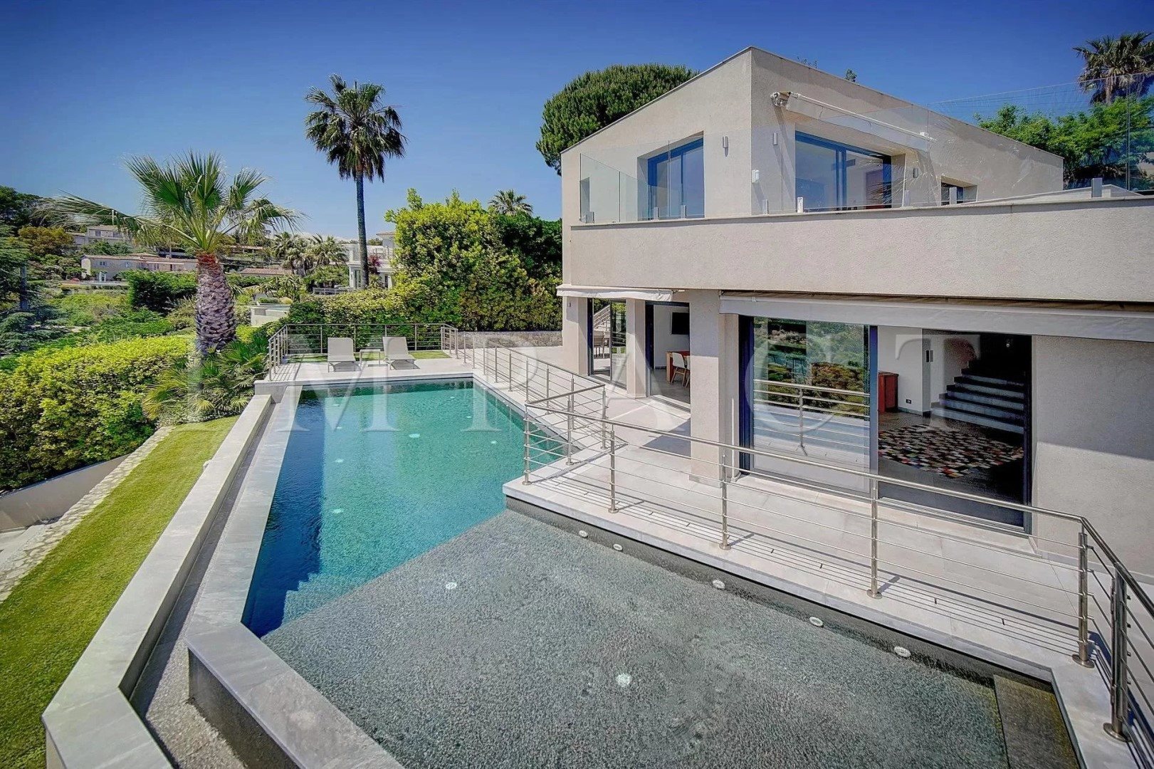 Maison à louer, 230m², Vallauris