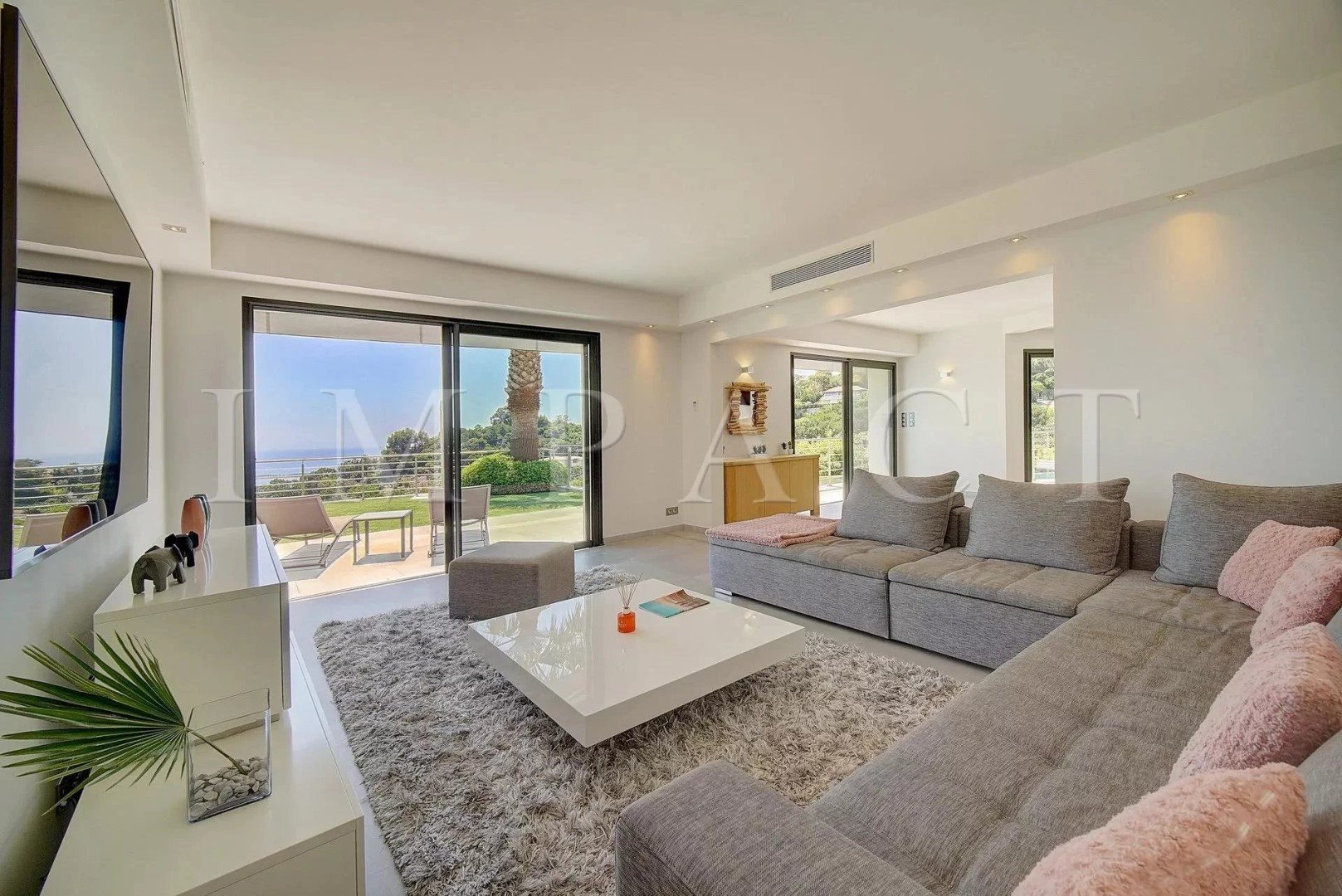 Maison à louer, 230m², Vallauris