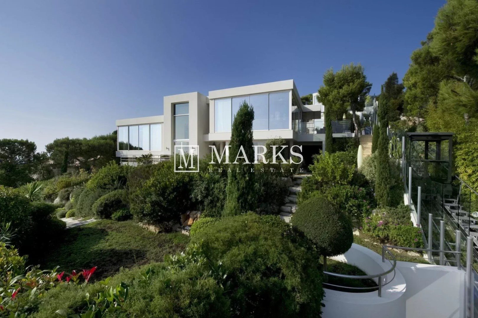 Maison à louer, 700m², Saint-Jean-Cap-Ferrat