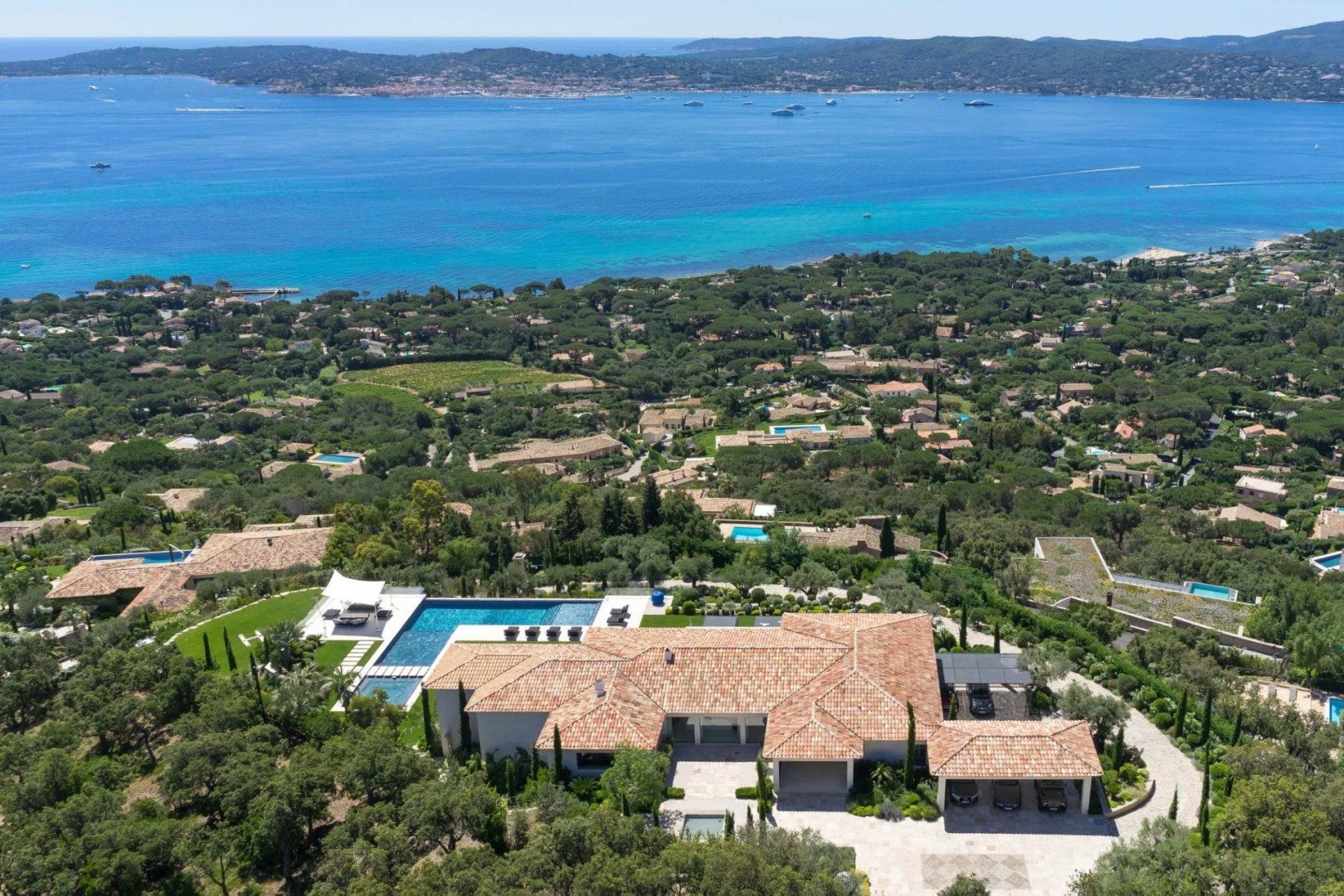 Maison à louer, 850m², Grimaud