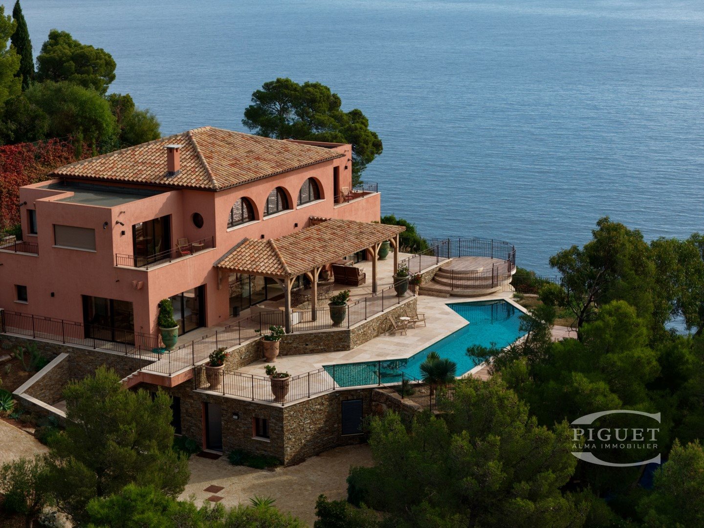 Maison à louer, 320m², Le Lavandou