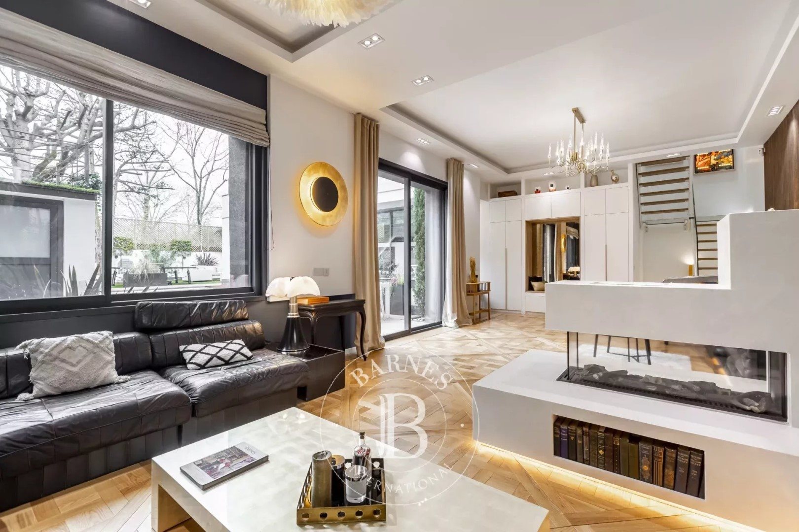 Maison à louer, 350m², Paris 16ème