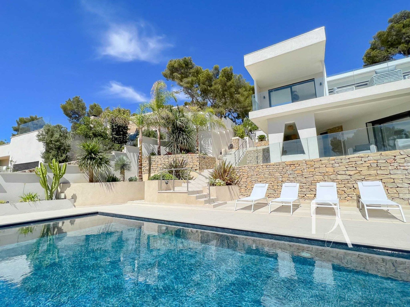 Maison à louer, 240m², Cassis