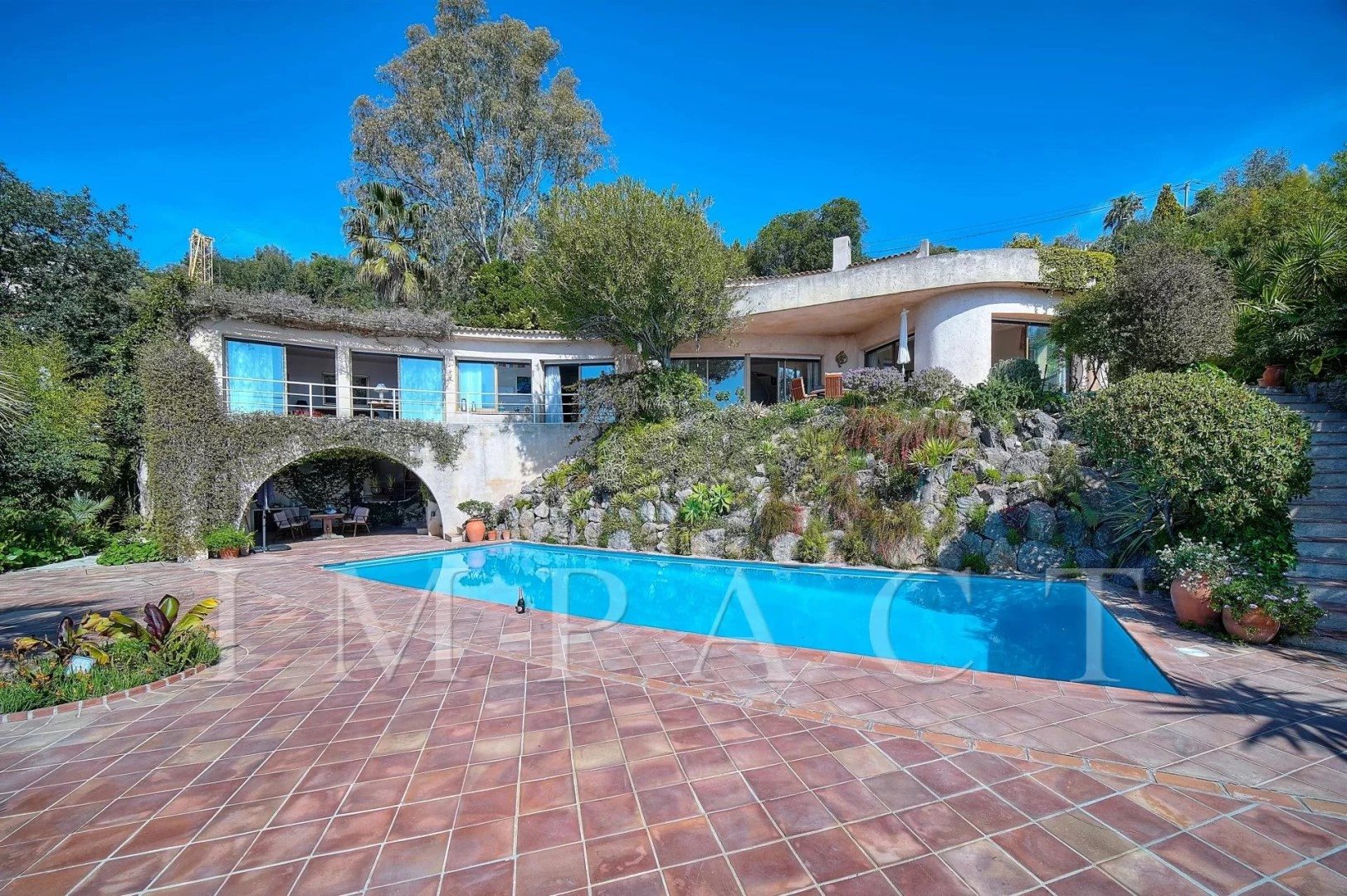 Maison à louer, 300m², Vallauris