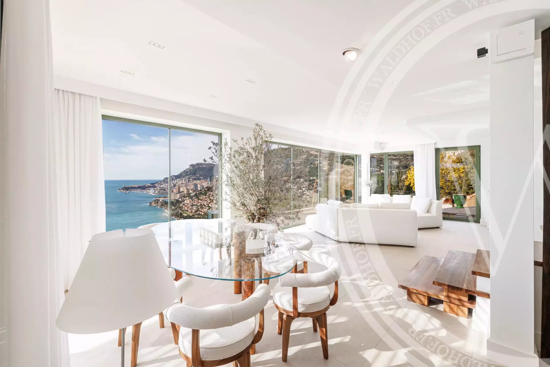 Maison à louer, 300m², Roquebrune-Cap-Martin