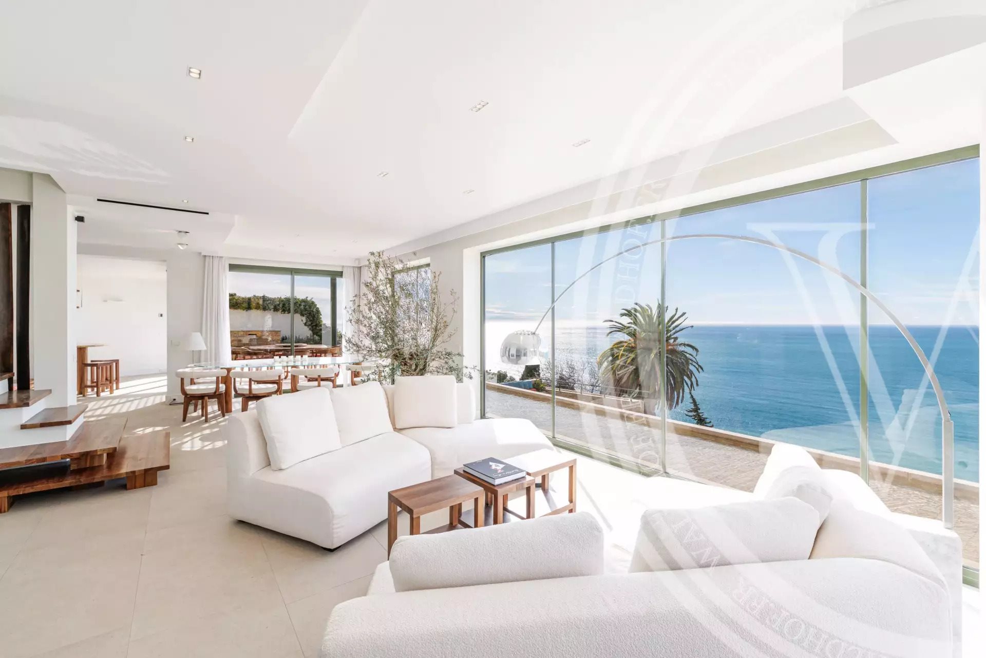 Maison à louer, 300m², Roquebrune-Cap-Martin