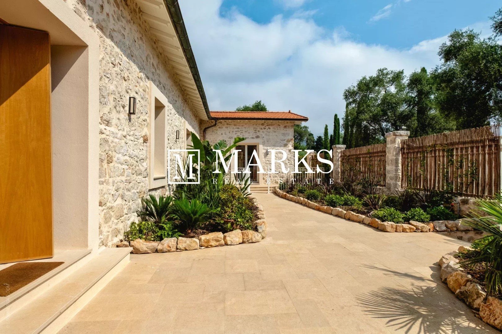 Maison à louer, 300m², Saint-Jean-Cap-Ferrat