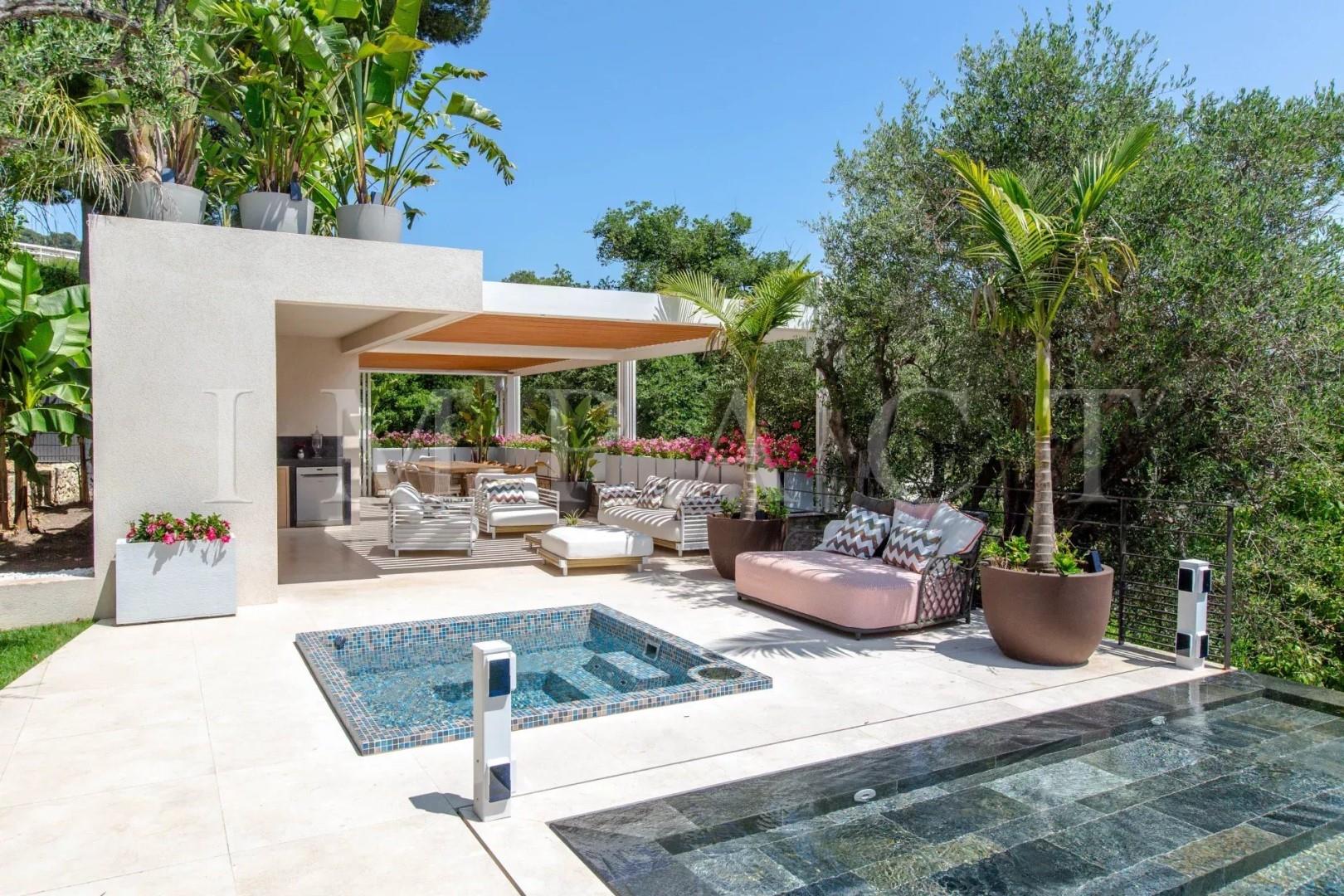 Maison à louer, 420m², Le Cannet