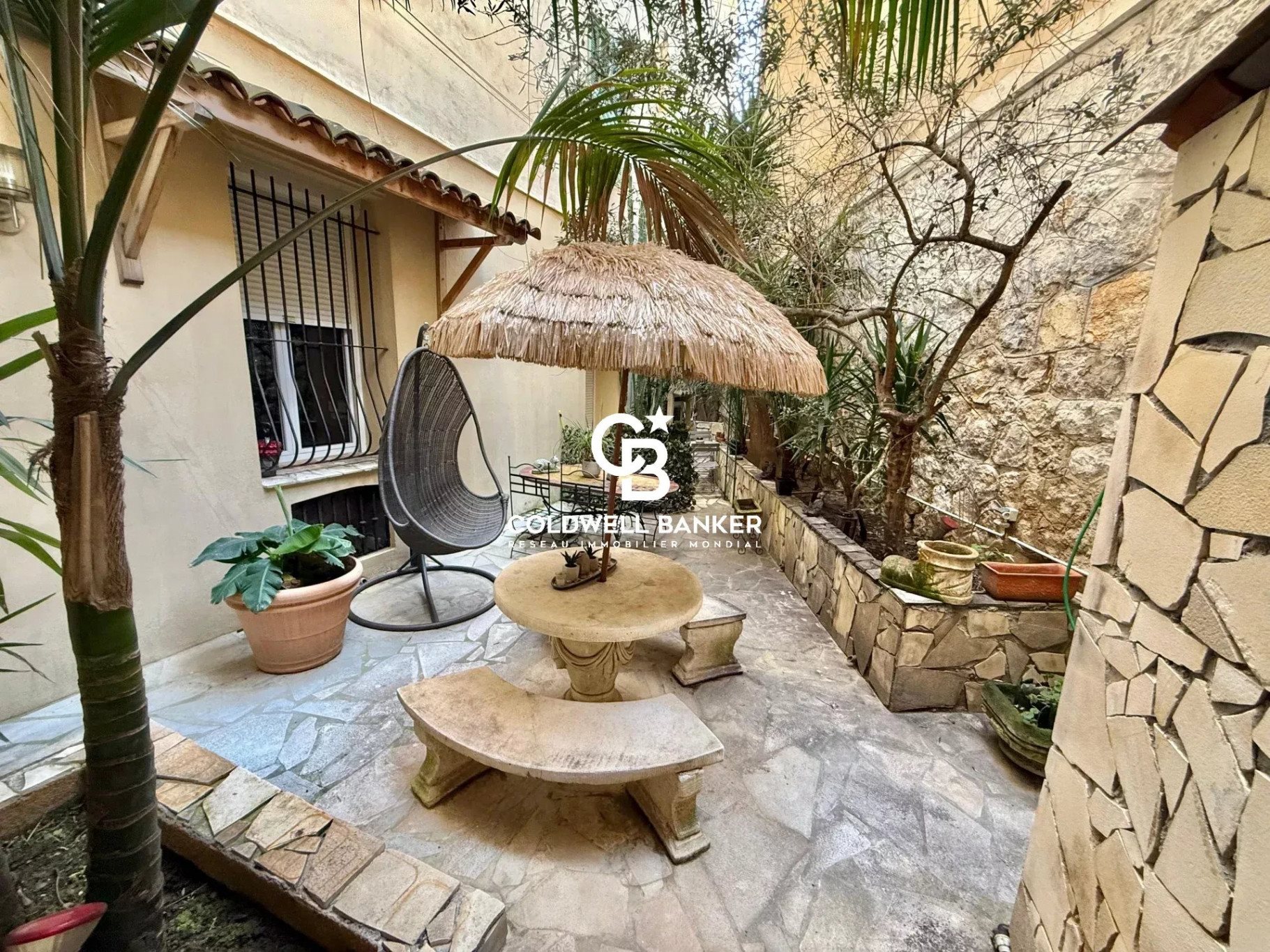 Appartement à louer, 90m², Beausoleil