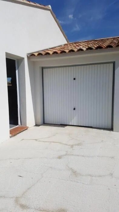 Maison à louer, 115m², Simiane-Collongue