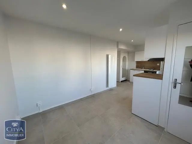 Appartement à louer, 27m², Royan
