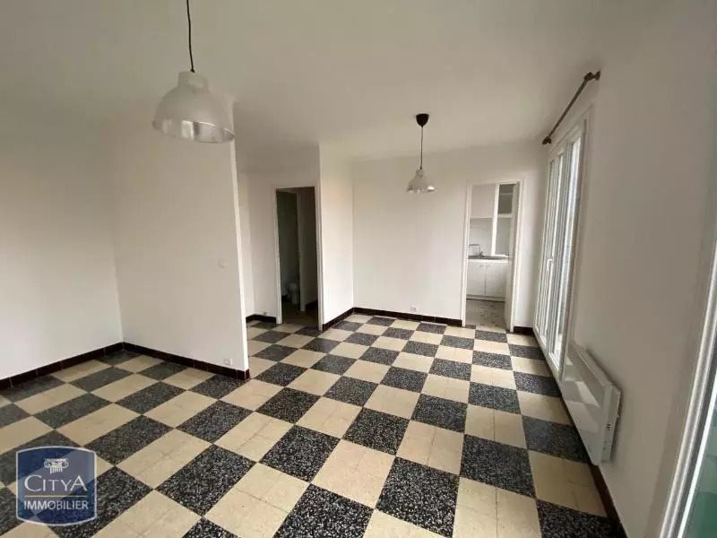 Appartement à louer, 33m², Marseille 8ème