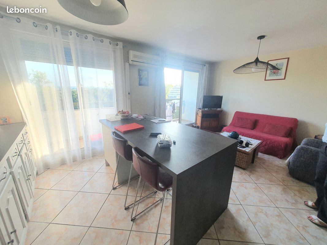Appartement à vendre, 67m², Bron