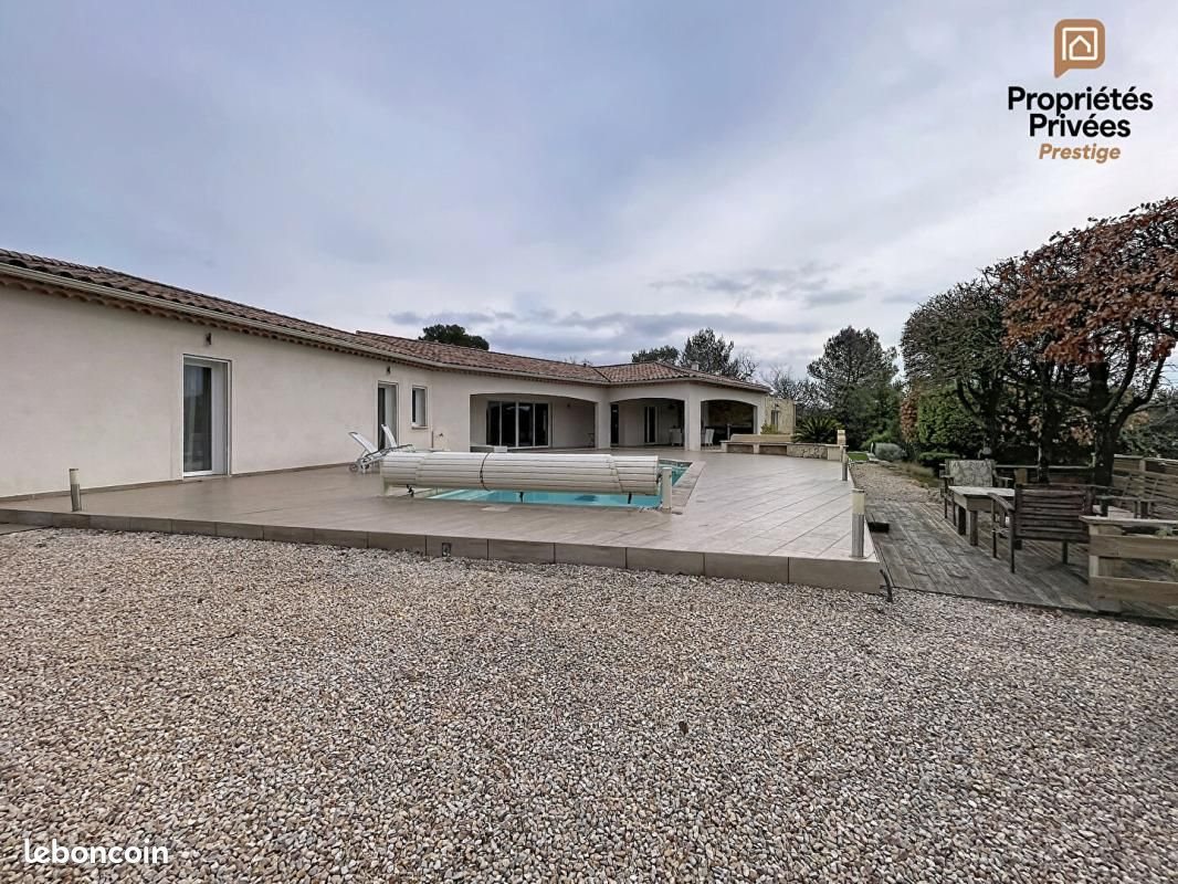 Maison à vendre, 205m², Ollières