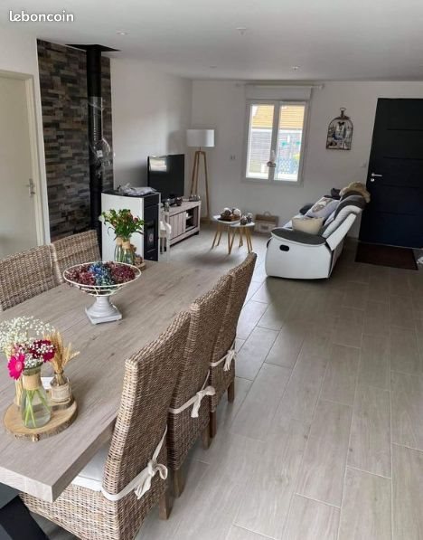 Maison à louer, 80m², Dommartin