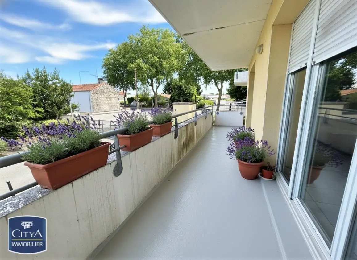 Appartement à vendre, 49m², Saint-Jean-d'Angély