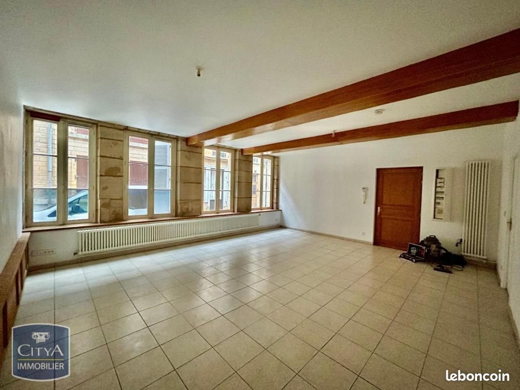 Appartement à louer, 113m², Sedan