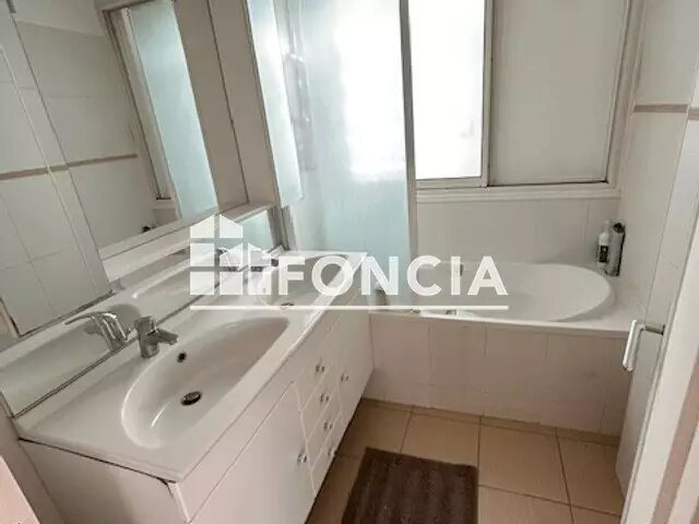 Appartement à louer, 71m², Antony