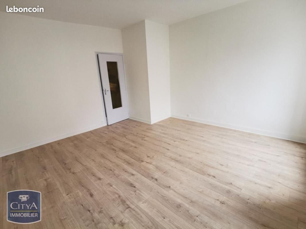 Appartement à louer, 78m², Yssingeaux