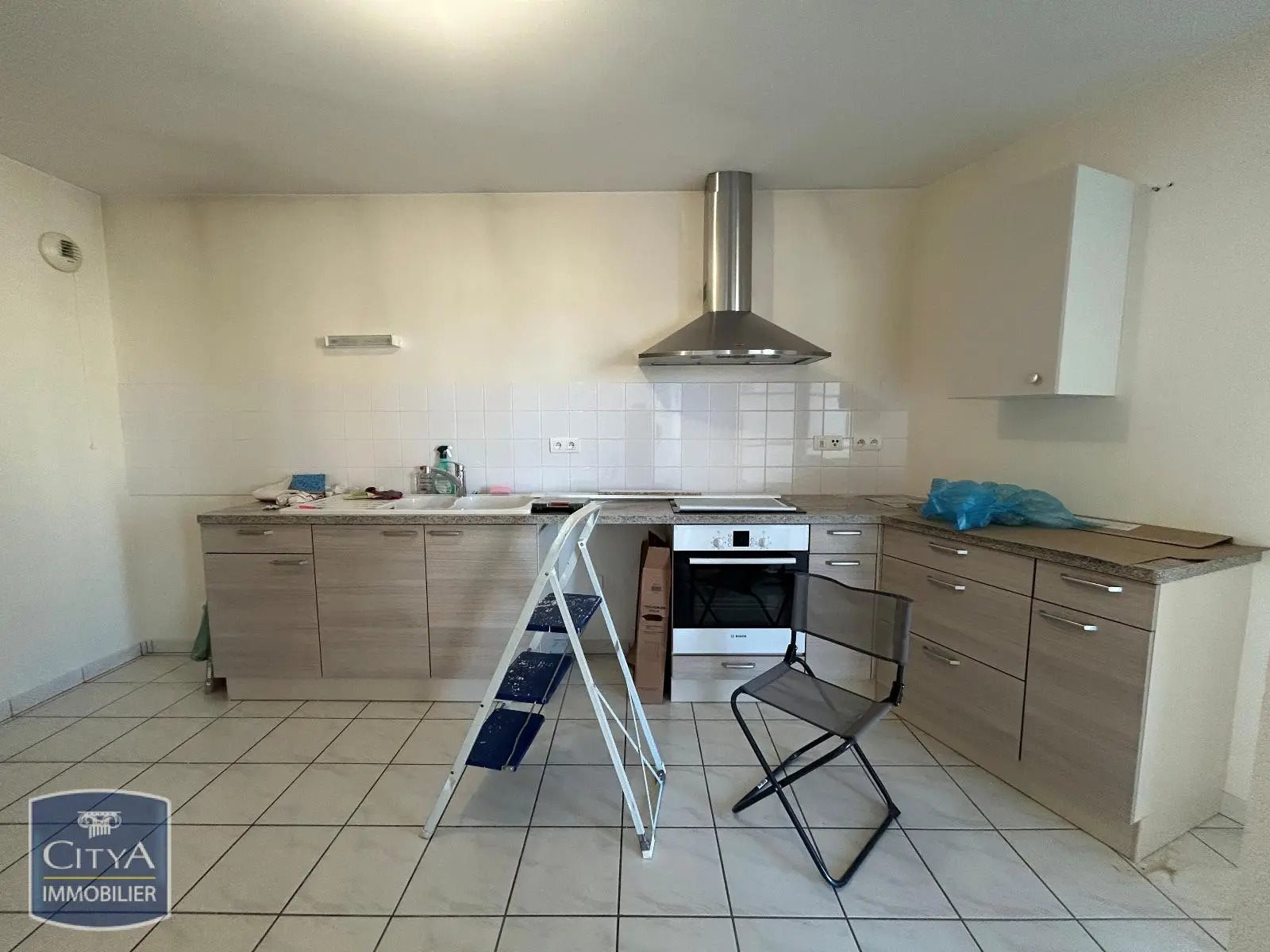 Appartement à louer, 80m², Neuville-de-Poitou