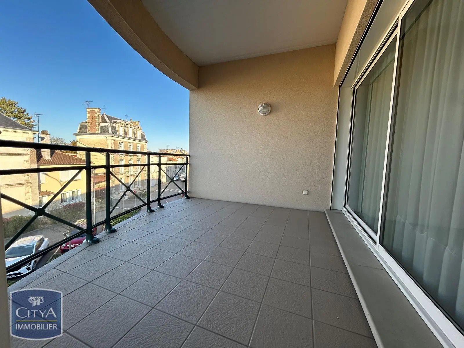 Appartement à louer, 80m², Neuville-de-Poitou
